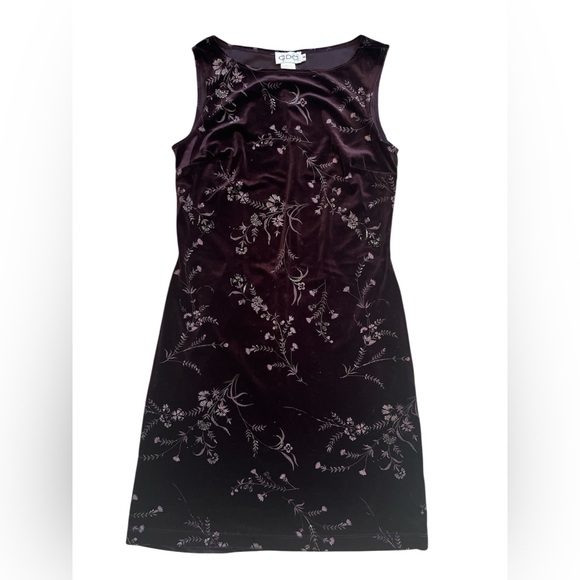 CDC Dresses & Skirts - Elegant Floral Purple Velvet Dress